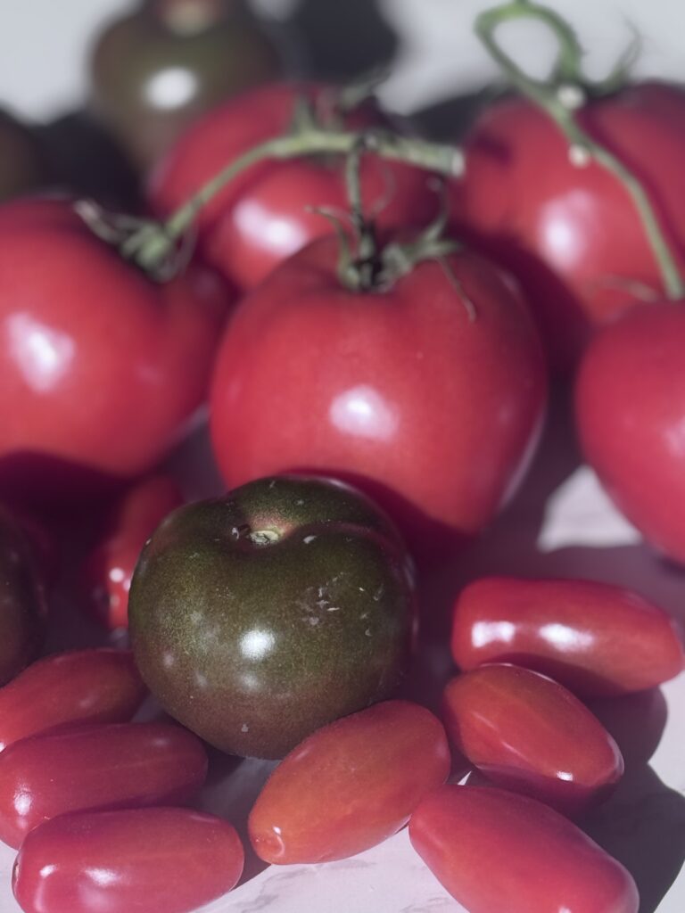 Tomatoes for Roasted tomato soup