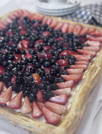 Berry Tart with Ginger Cream