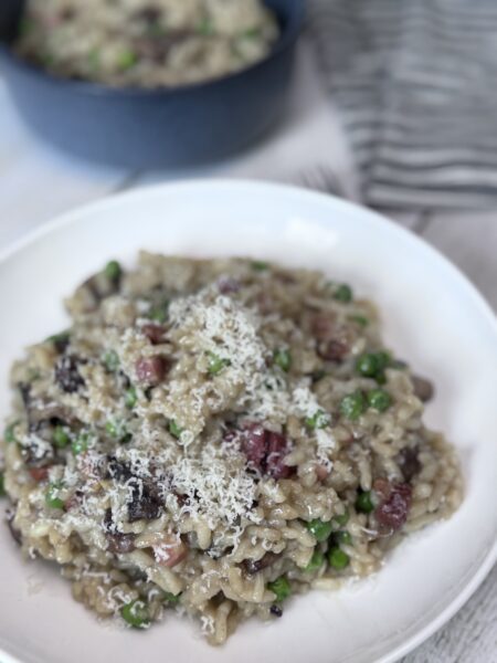 Instant Pot Wile Mushroom and Pea Risotto