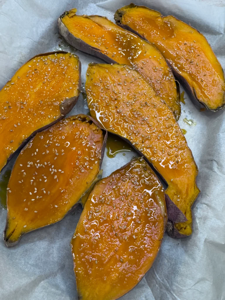 Broil and toast the seeds