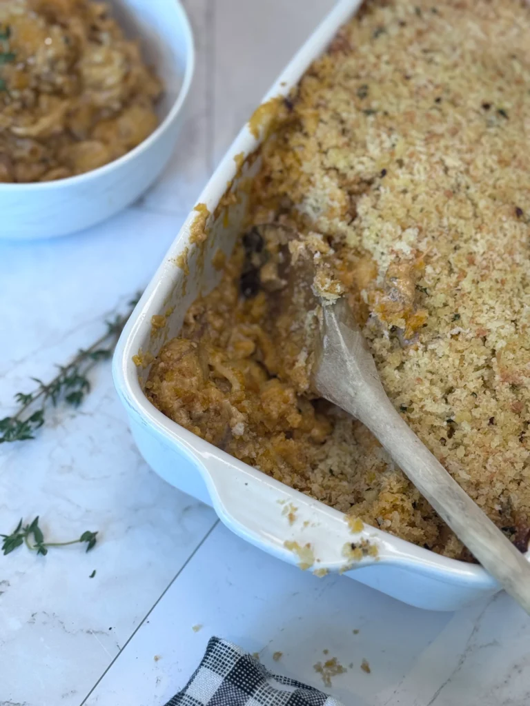 Macaroni and Cheese with Barbecue Pulled Pork