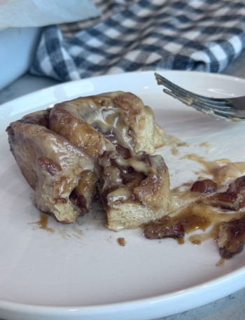 Cane Syrup Cinnamon Rolls