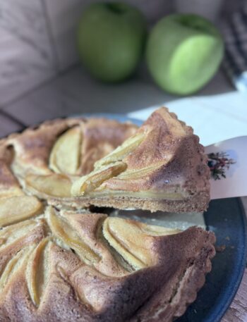 Apple and Brown Butter Custard Tart