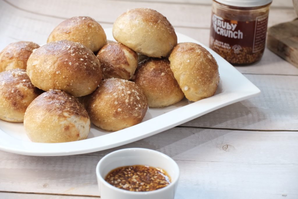 Cheesy Chili Honey Pretzel Bites