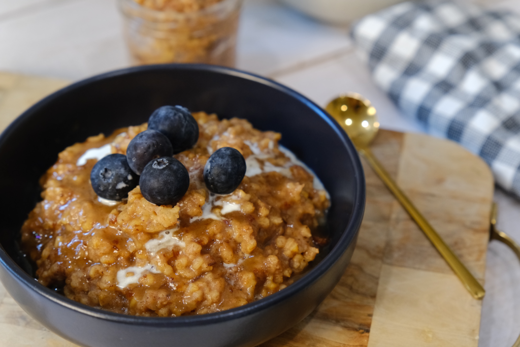 Sticky Toffee Overnight Oats