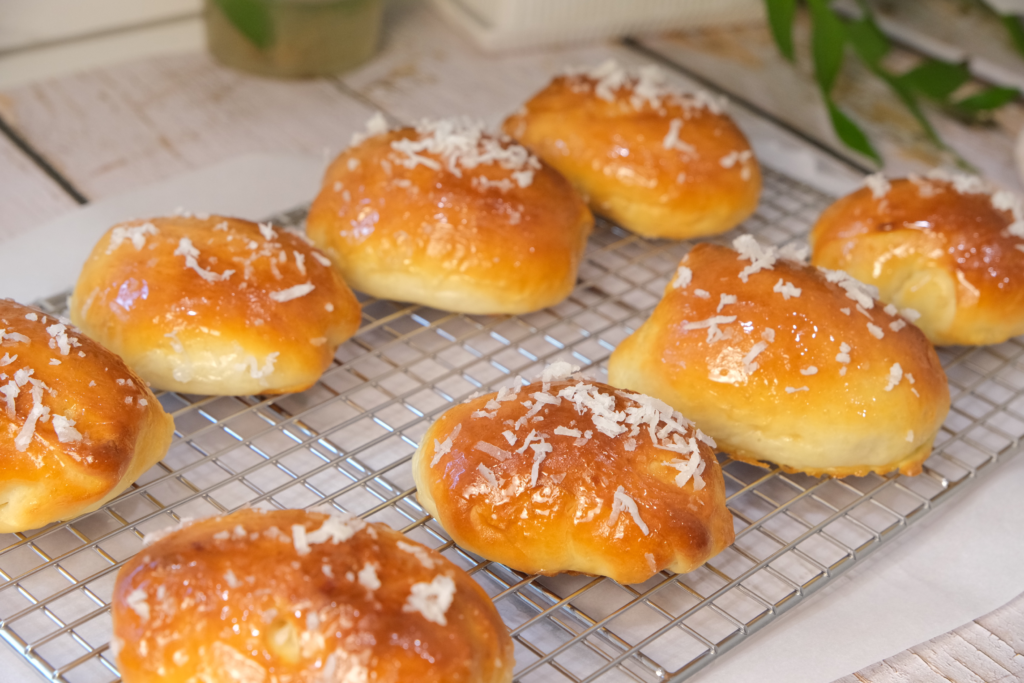 Jasmine Coconut Cream Buns