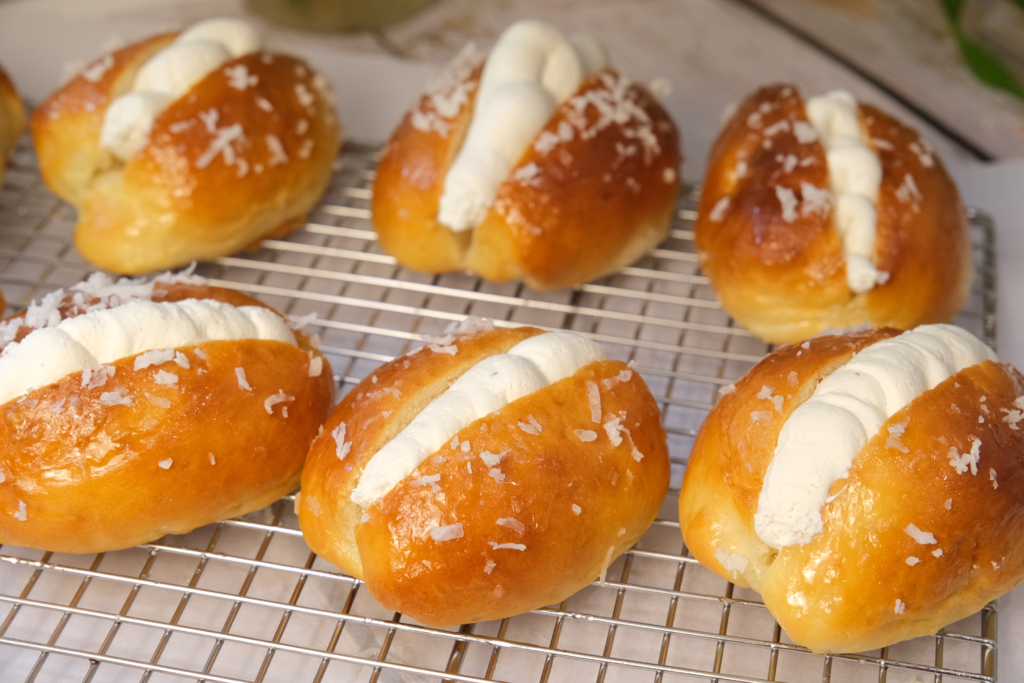 Jasmine Coconut Cream Buns